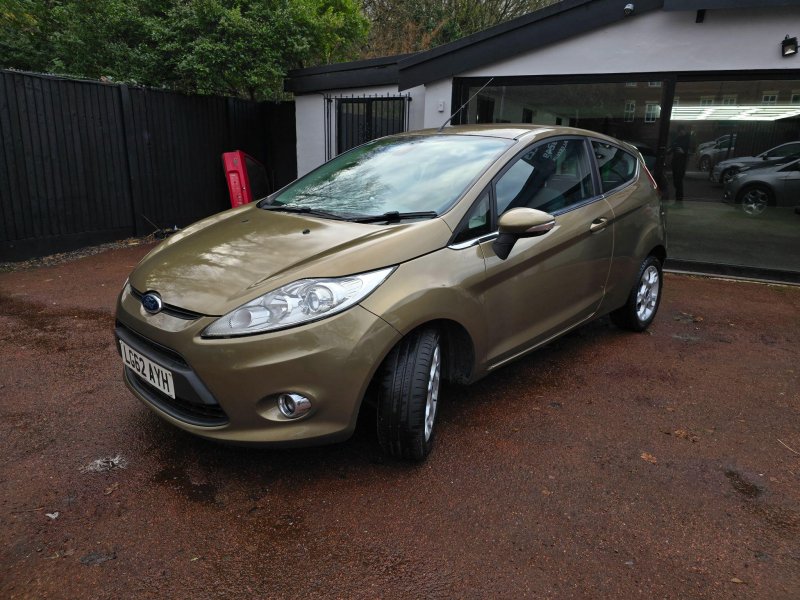 FORD FIESTA