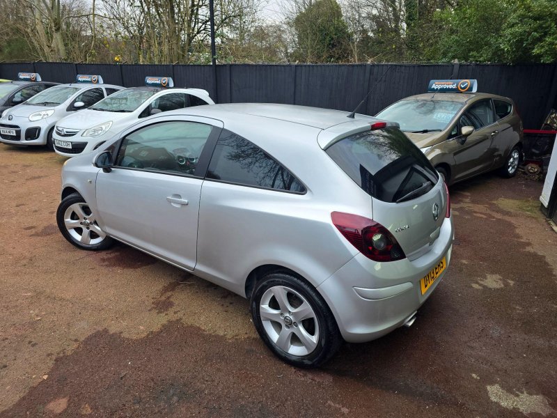 VAUXHALL CORSA