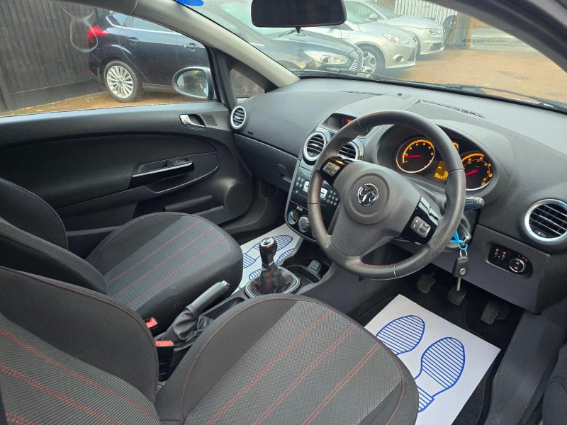 VAUXHALL CORSA