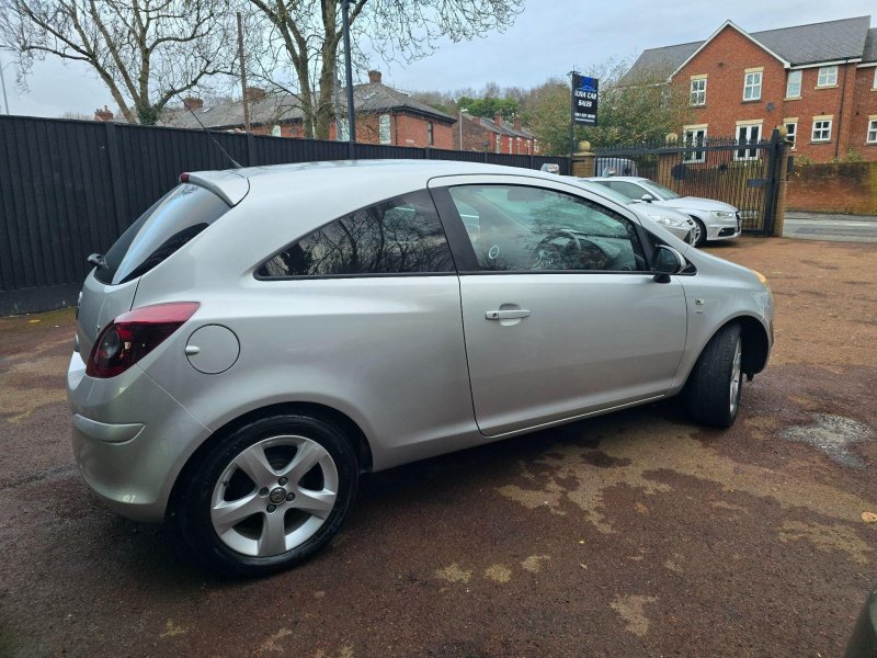 VAUXHALL CORSA