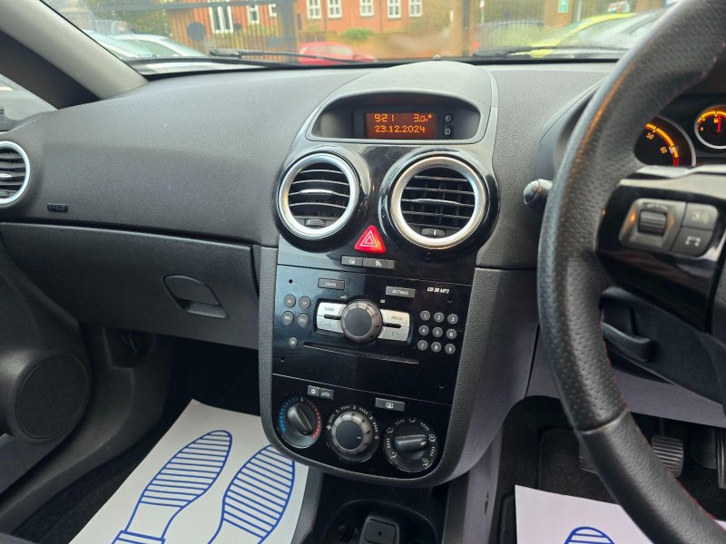 VAUXHALL CORSA