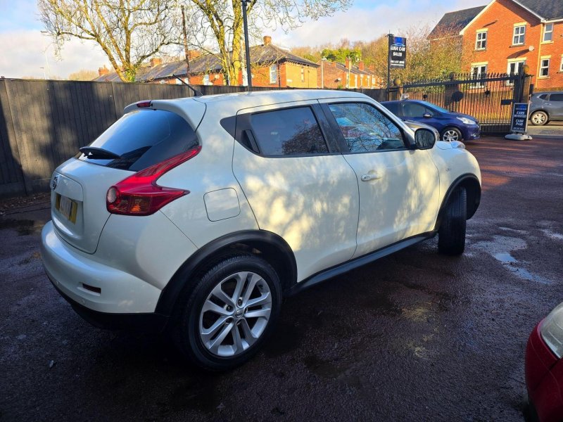 NISSAN JUKE