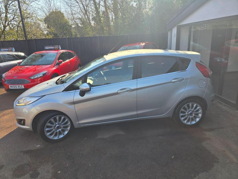 FORD FIESTA