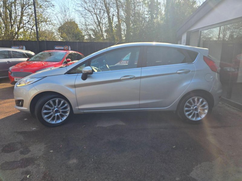 FORD FIESTA