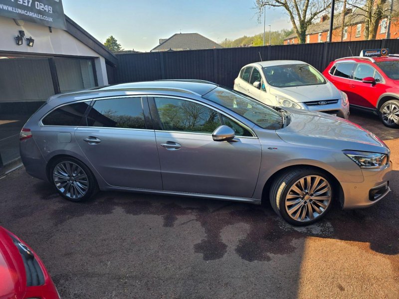 PEUGEOT 508